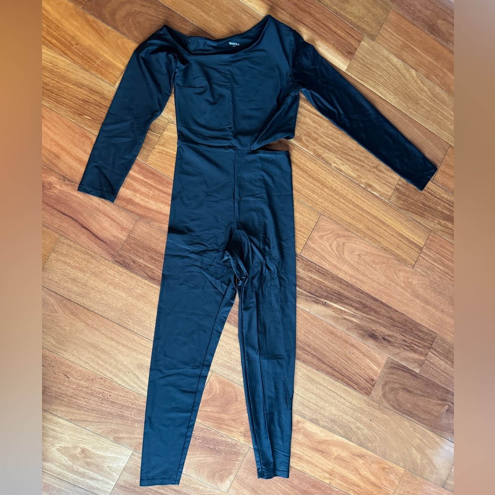 Manola Movement Atelier bodysuit long sleeve leggings. Worn only once!